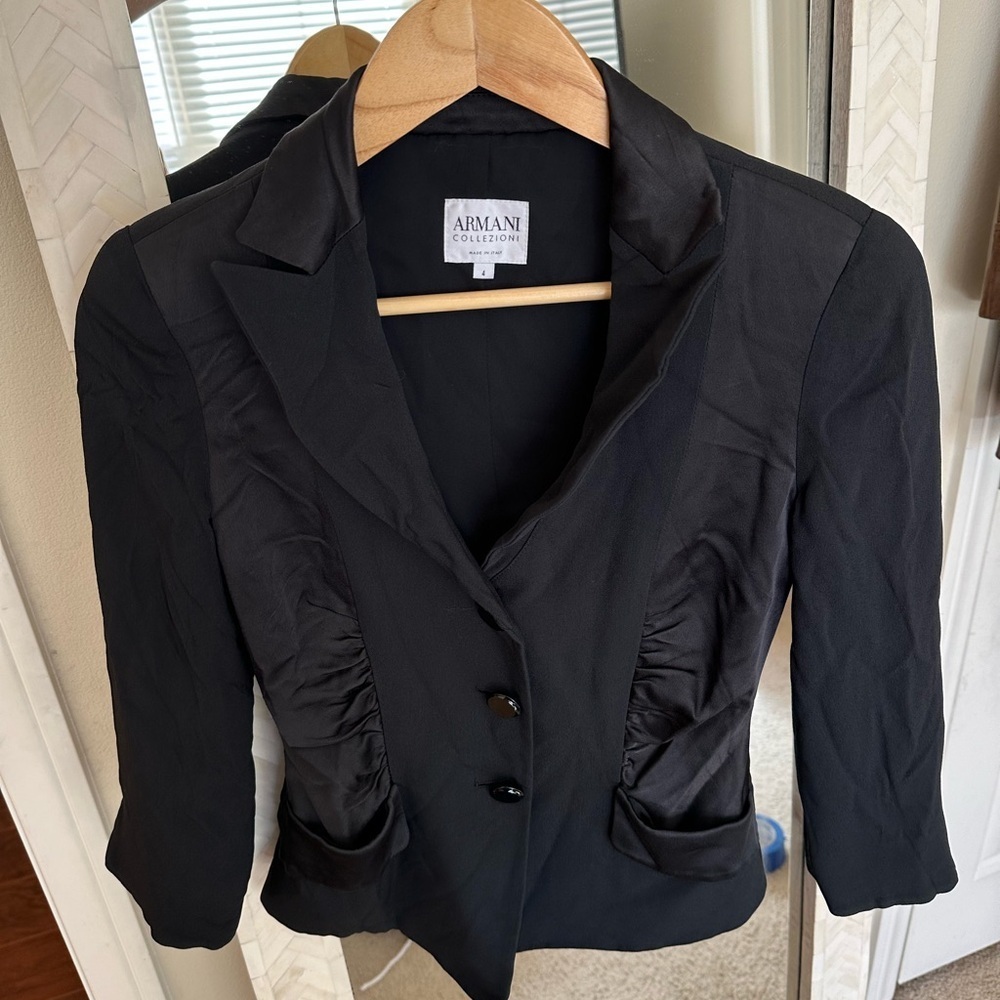 Armani Collezioni Classic Black Satin Blend Tuxedo Blazer - Picture 3 of 7